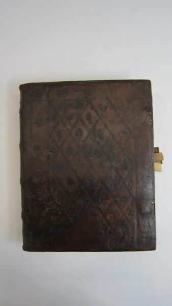 Manuscrit parchemin après restauration